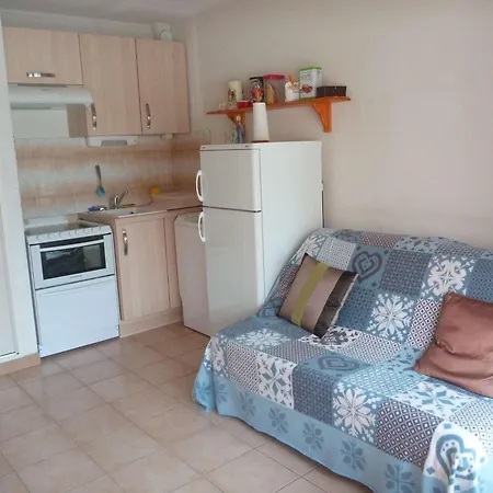 Cosy Avec Acces Et Parking, 4 Couchages A Marseillan-plage - Fr-1-387-92 *